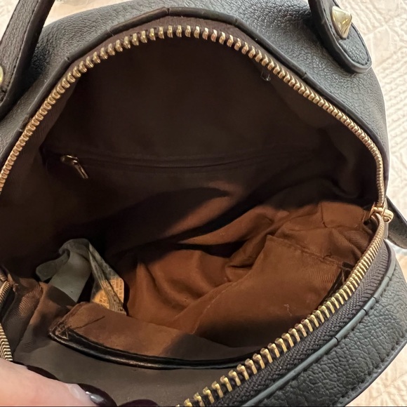 FOREVER 21 - Dapper Mini Backpack - Picture 7 of 9